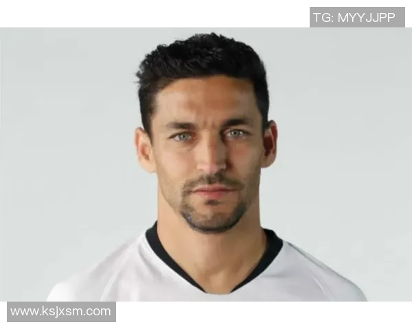 足球明星们热议纳瓦斯的精彩表现与职业生涯成就 足球明星们热议纳瓦斯的精彩表现与职业生涯成就